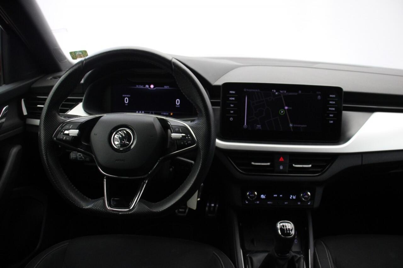 Skoda Kamiq 1.0 TSI Sport Business - Digitaal Cockpit, Carplay, Navi, Cruise, Clima, Stoelverw.