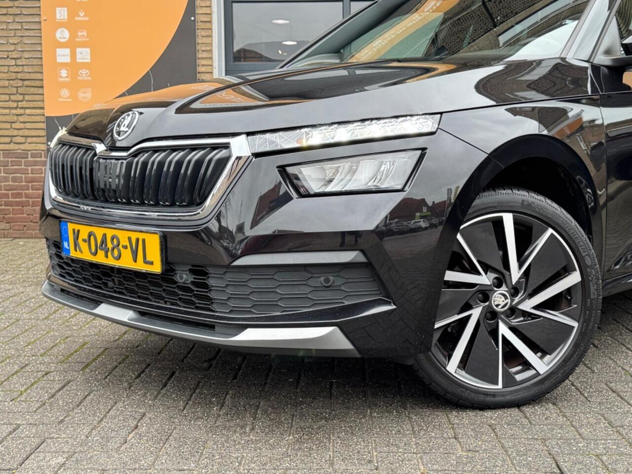 Skoda Kamiq 1.5 TSI 150PK DSG AUTOMAAT SPORT BUSINESS NAVI/CARPLAY/LED/NL-AUTO
