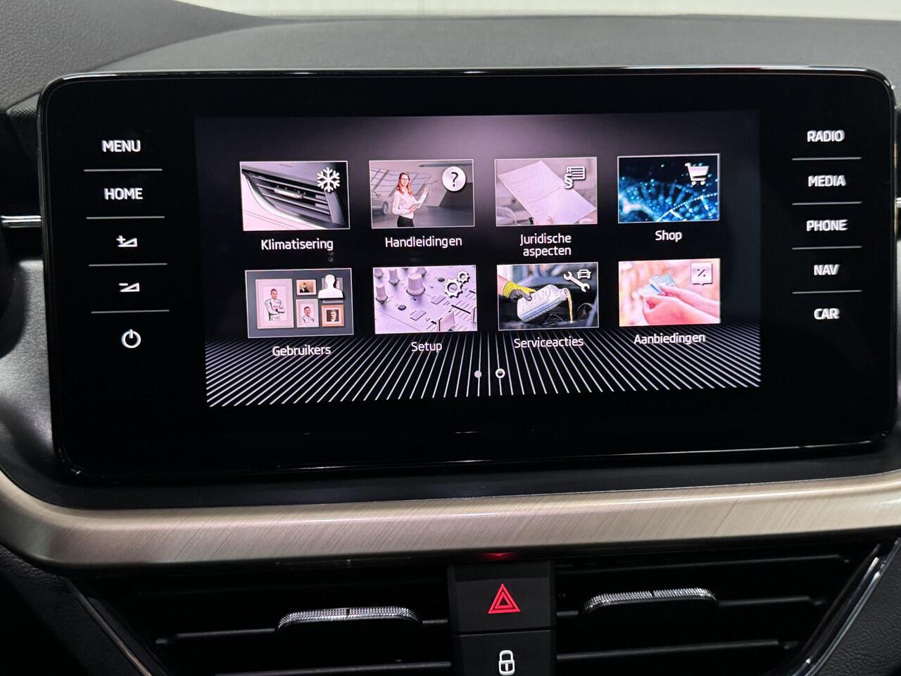 Skoda Kamiq 1.0 TSI Business Edition LEER STOELVERW. CARPLAY CLIMA 2X-PDC