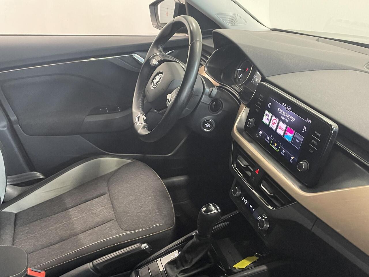 Skoda Kamiq 1.0 TSI 110pk DSG Style Apple Carplay/Android Auto Climate Control Elektrisch bedienbare kofferbak Dab Extra Getint Glas