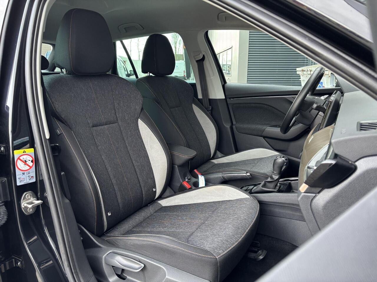 Skoda Kamiq 1.0 TSI Style Veel Opties, NL-Auto incl. Uitklapbare Trekhaak!