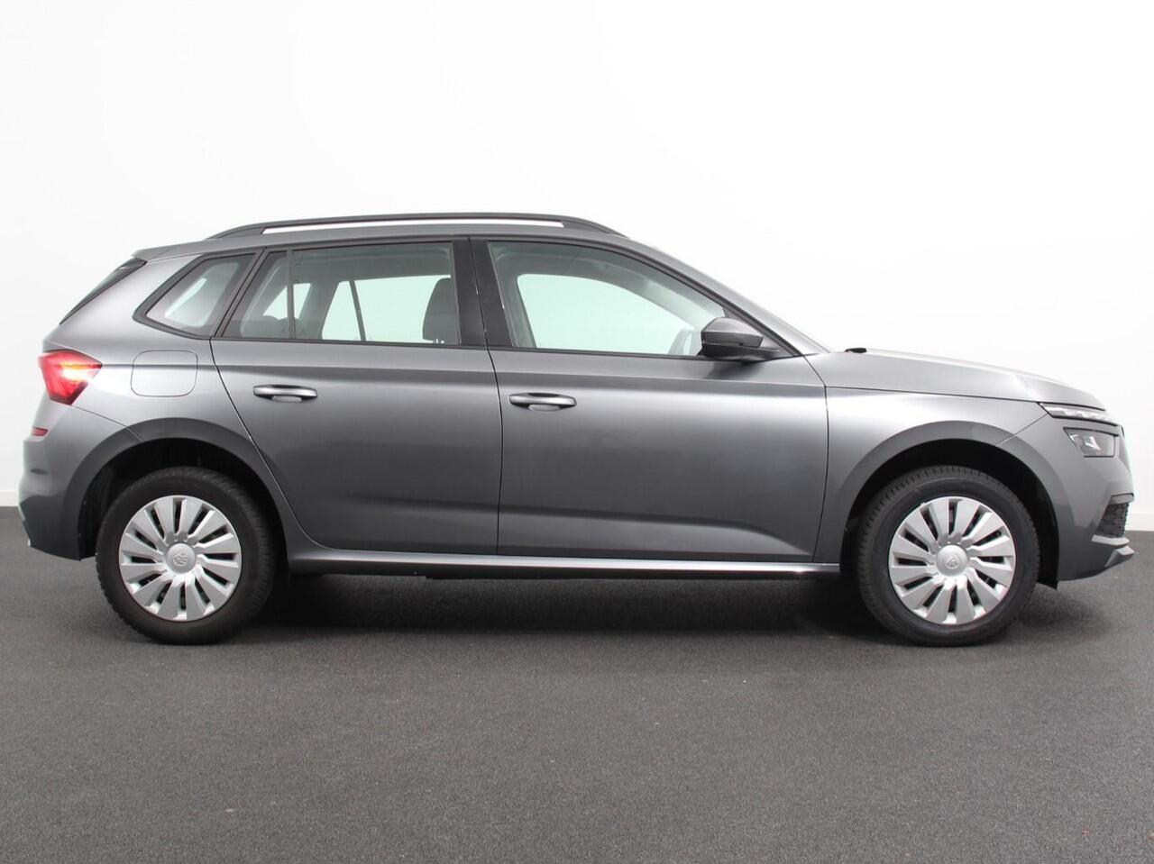 Skoda Kamiq 1.0 TSI Automaat Ambition Navigatie Apple Carplay / Android Auto Adaptive Cruise Control Lane Assist Parkeersensoren Achter DAB