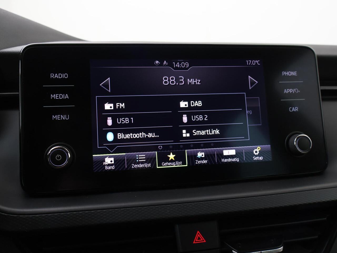 Skoda Kamiq 1.0 TSI Ambition | 110 PK | Airco | Cruisecontrol | Trekhaak | Multifunctioneel stuurwiel