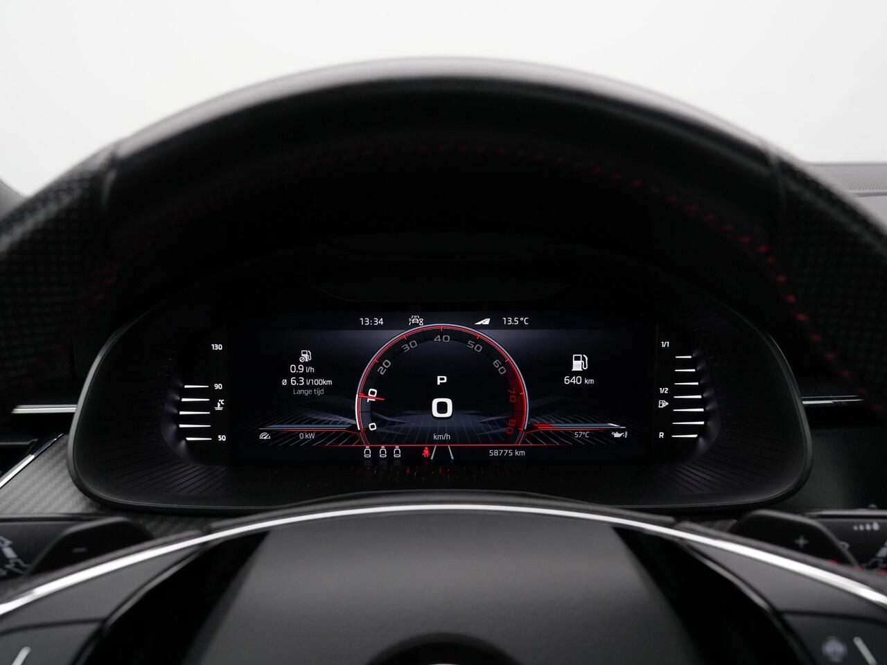 Skoda Kamiq 1.0 TSI 110 pk DSG DSG Monte Carlo | Panoramadak | Achteruitrijcamera | Stoelverwarming | Virtual Cockpit