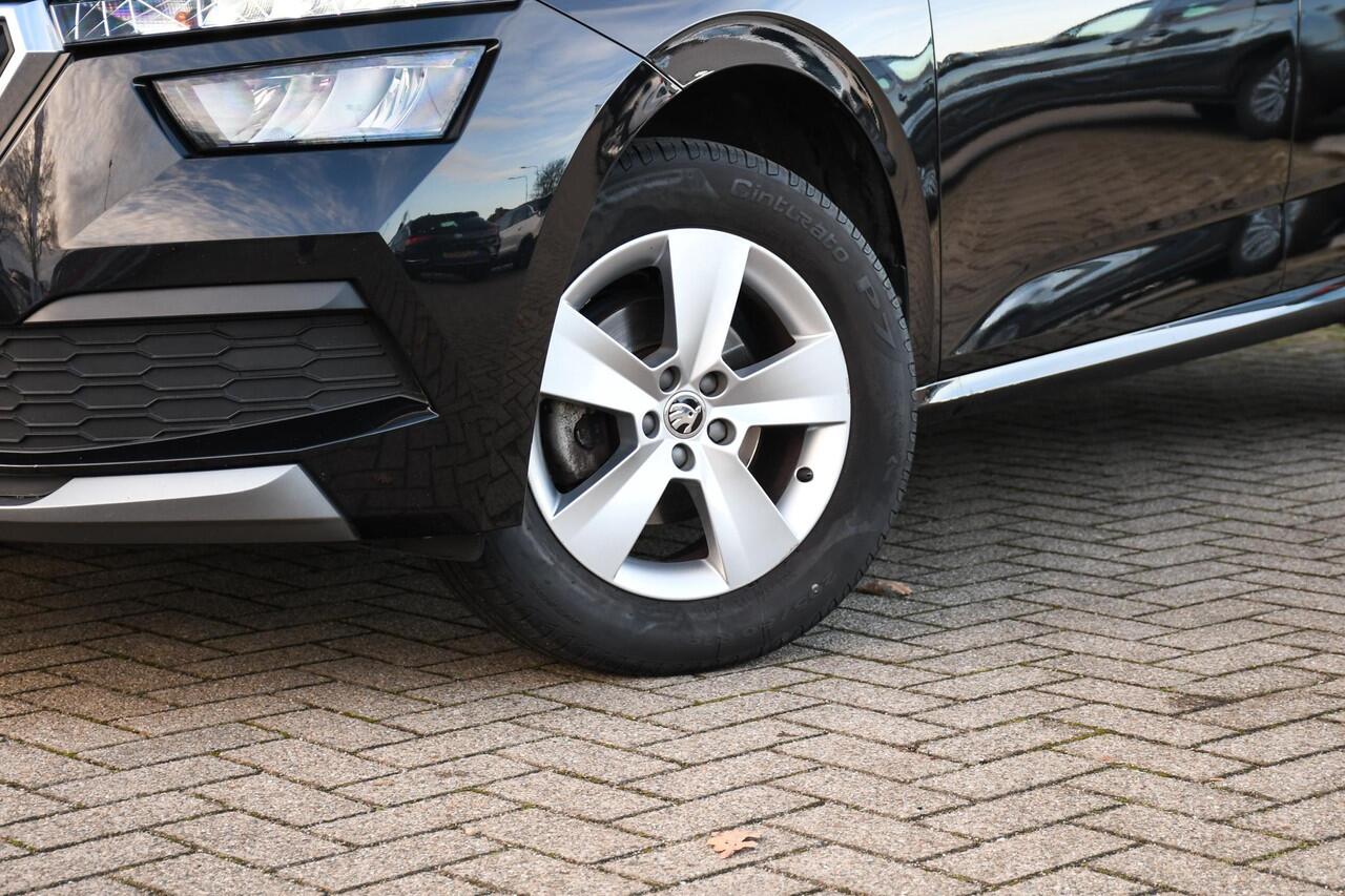 Skoda Kamiq 1.0 TSI Ambition APPLE CARPLAY/ CRUISE CONTROL