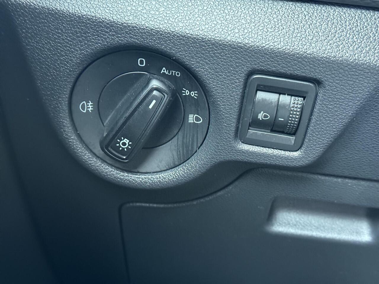 Skoda Kamiq 1.0 TSI Ambition | 110 PK | Cruise control | Airco | Apple Carplay/Android Auto |