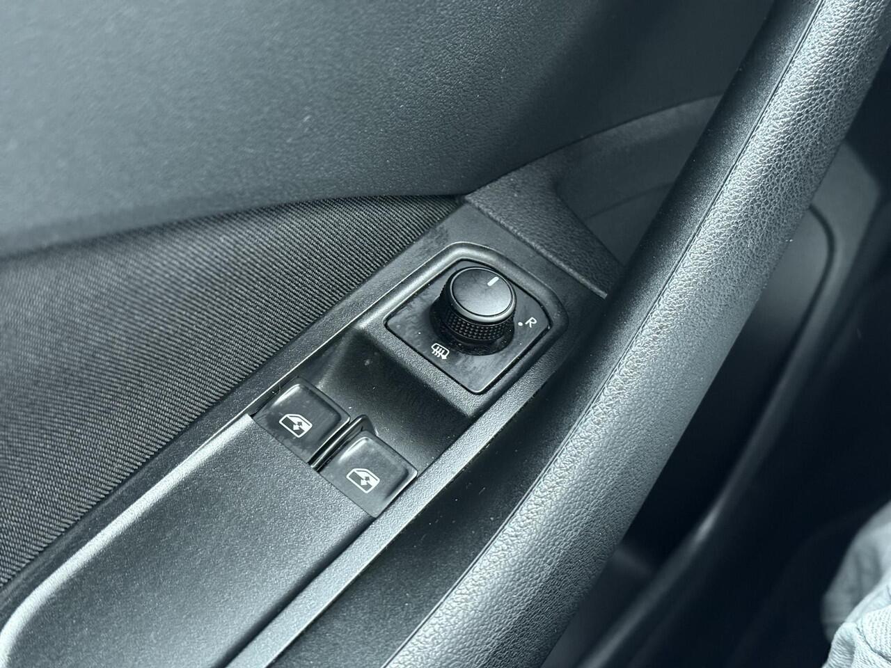 Skoda Kamiq 1.0 TSI Ambition | 110 PK | Cruise control | Airco | Apple Carplay/Android Auto |