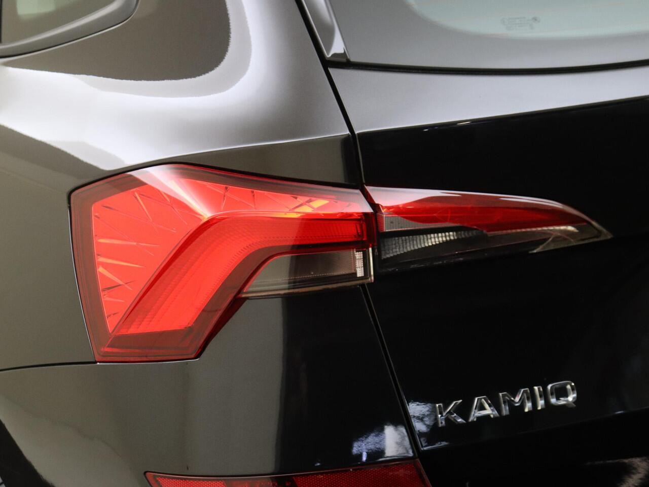 Skoda Kamiq 1.0 TSI Ambition | Airco | CarPlay | Cruise control | DAB radio | Lane - en frontassist | Bluetooth |