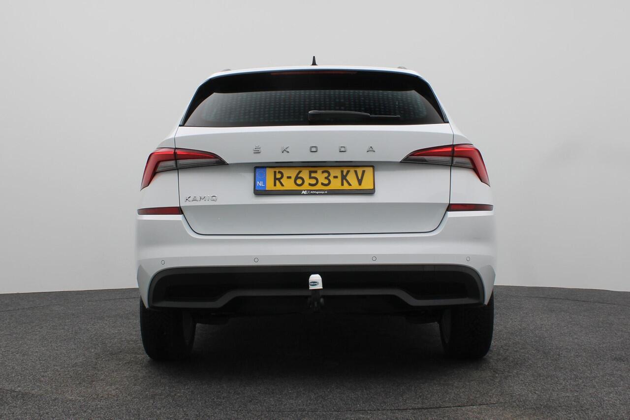 Skoda Kamiq 1.0 TSI Sport Business BOVAG Garantie | Trekhaak | Automaat | Climate control | Draadloze lader | PDC