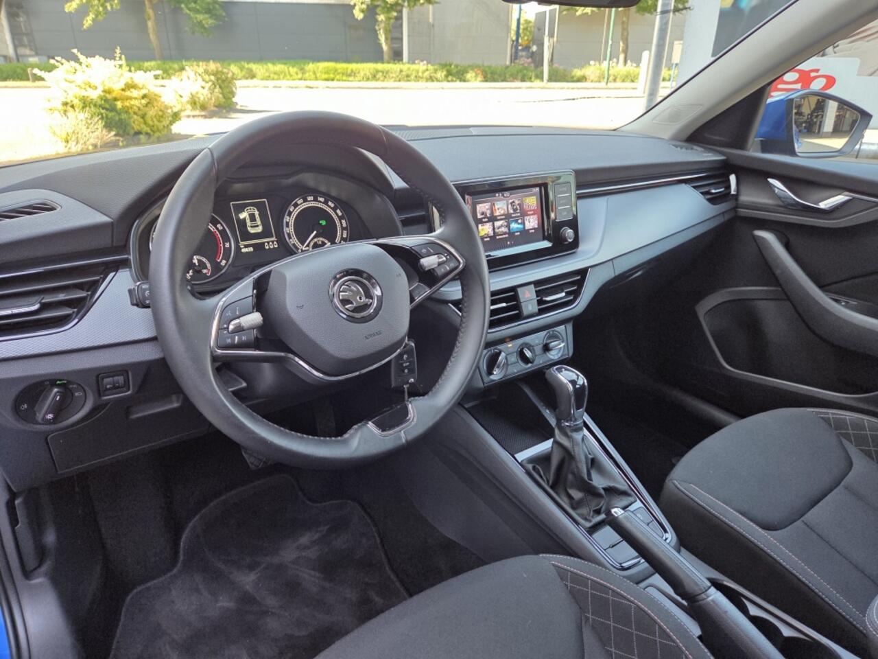 Skoda Kamiq 110pk TSI Sport Business | Carplay | Cruise