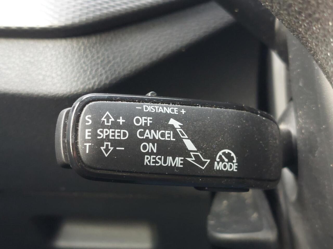 Skoda Kamiq 1.0 TSI Sport Business | TREKH | rijklaarprijs !!