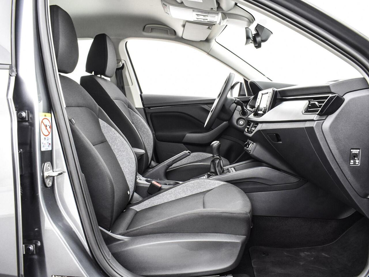 Skoda Kamiq 1.0 TSI 110pk Active · Apple/Android Car Play · Airco · DAB · Radio · LED Koplampen · 16'' Inch · Garantie t/m 11-09-2027 of 100.000km