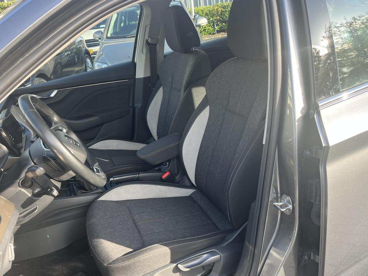 Skoda Kamiq 1.0 TSi DSG Style | 5 JAAR FABRIEKSGARANTIE! |