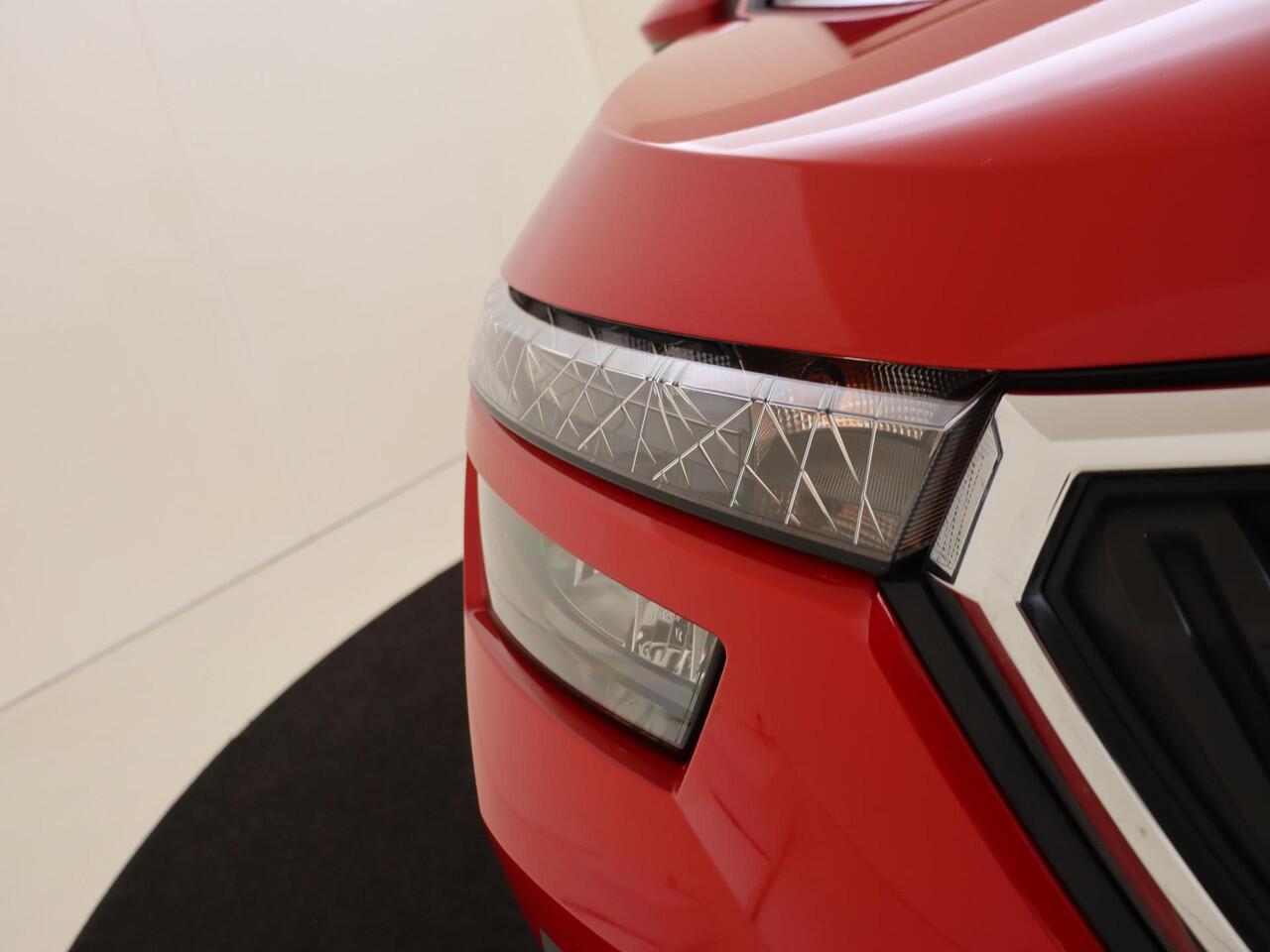 Skoda Kamiq 1.0 TSI Active | CarPlay | Airco | DAB radio | Parkeersensoren achter | Lane- en frontassist |