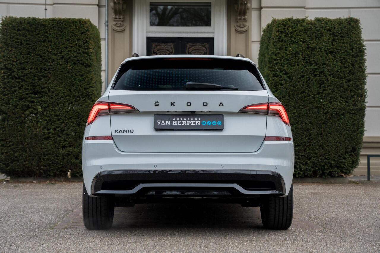 Skoda Kamiq 1.5 TSI ACT Monte Carlo PANO | CAMERA | CARPLAY | STOELVERW | WINTER PACK