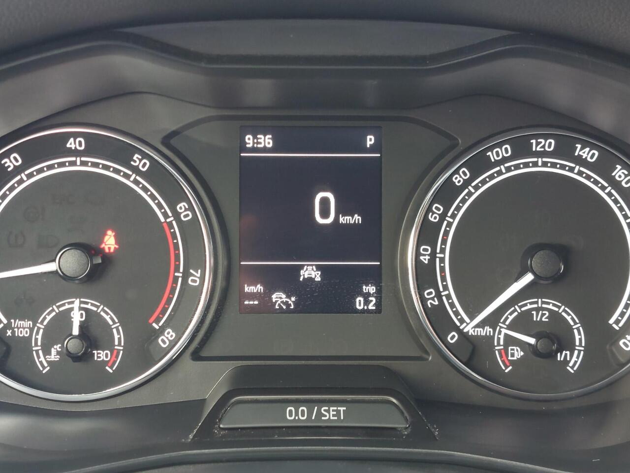 Skoda Kamiq 1.0 TSI Sport Business | TREKH | rijklaarprijs !!