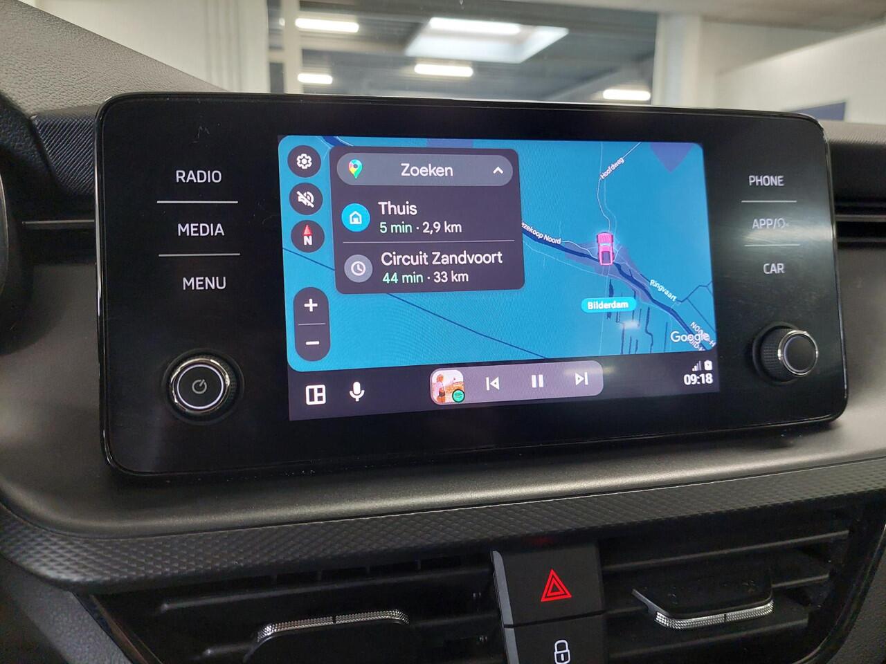 Skoda Kamiq 1.0 TSI Sport Business | TREKH | rijklaarprijs !!