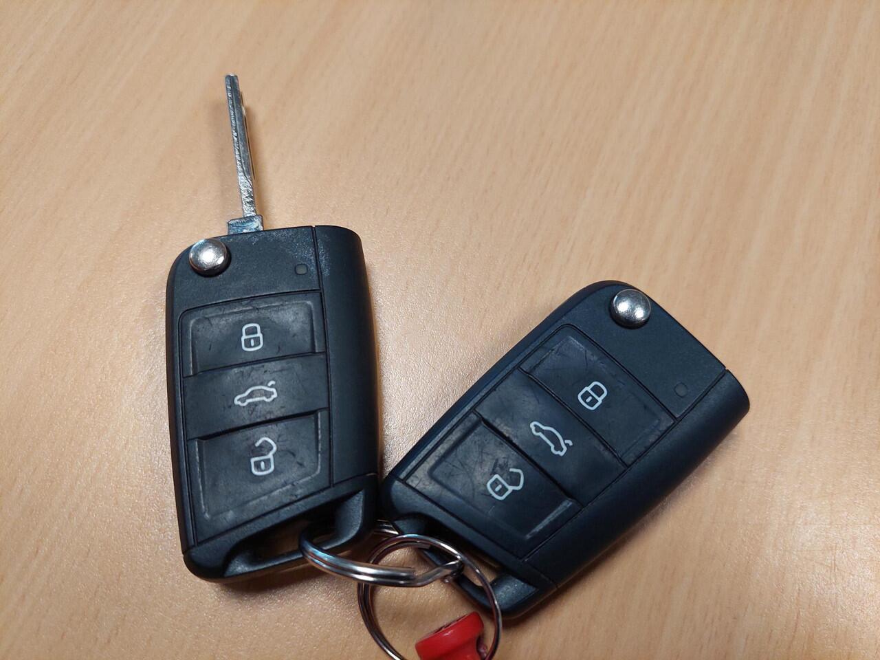 Skoda Kamiq 1.0 TSI Sport Business | TREKH | rijklaarprijs !!