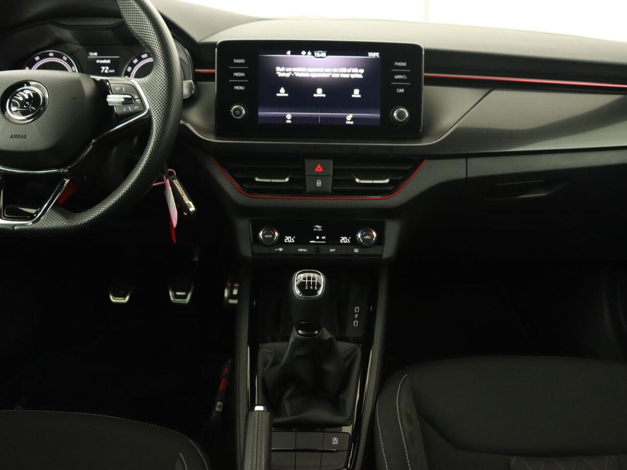 Skoda Kamiq 1.0 TSI Sport | Carplay | Climate control | Parkeerhulp | Cruise control | Full LED | DAB | Sportstoelen | Bluetooth | Sportstuur