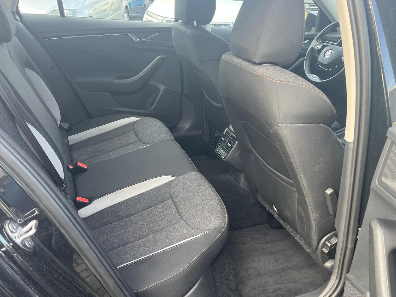 Skoda Kamiq 1.0 TSi DSG Style | 5 JAAR FABRIEKSGARANTIE! |