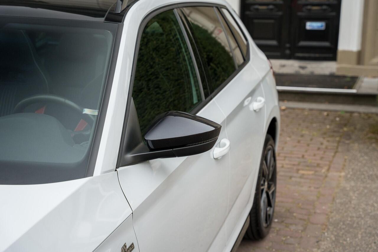 Skoda Kamiq 1.5 TSI ACT Monte Carlo PANO | CAMERA | CARPLAY | STOELVERW | WINTER PACK