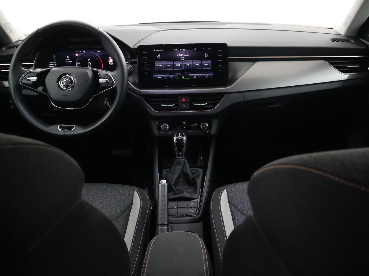 Skoda Kamiq 1.0 TSI Business Edition | Trekhaak | Parkeercamera | Keyless Go | Navigatie | Stoelverwarming | Climate Control | Cruise Control | Apple Carplay/Android Auto |
