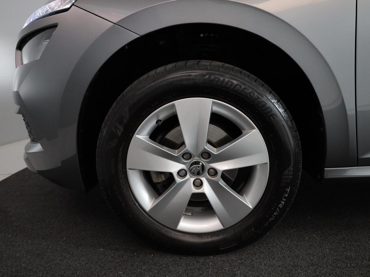 Skoda Kamiq 1.0 TSI Ambition 110 pk Automaat (DSG) | Verlengde garantie | Navigatie via App | Cruise control | LED koplampen |