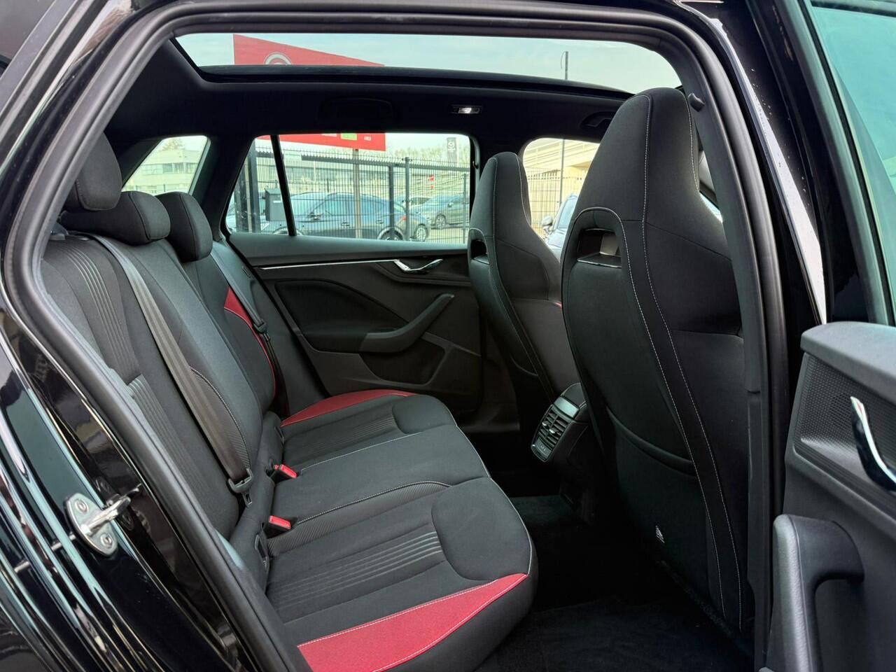 Skoda Kamiq 1.0 TSI Automaat Monte Carlo *Panorama*