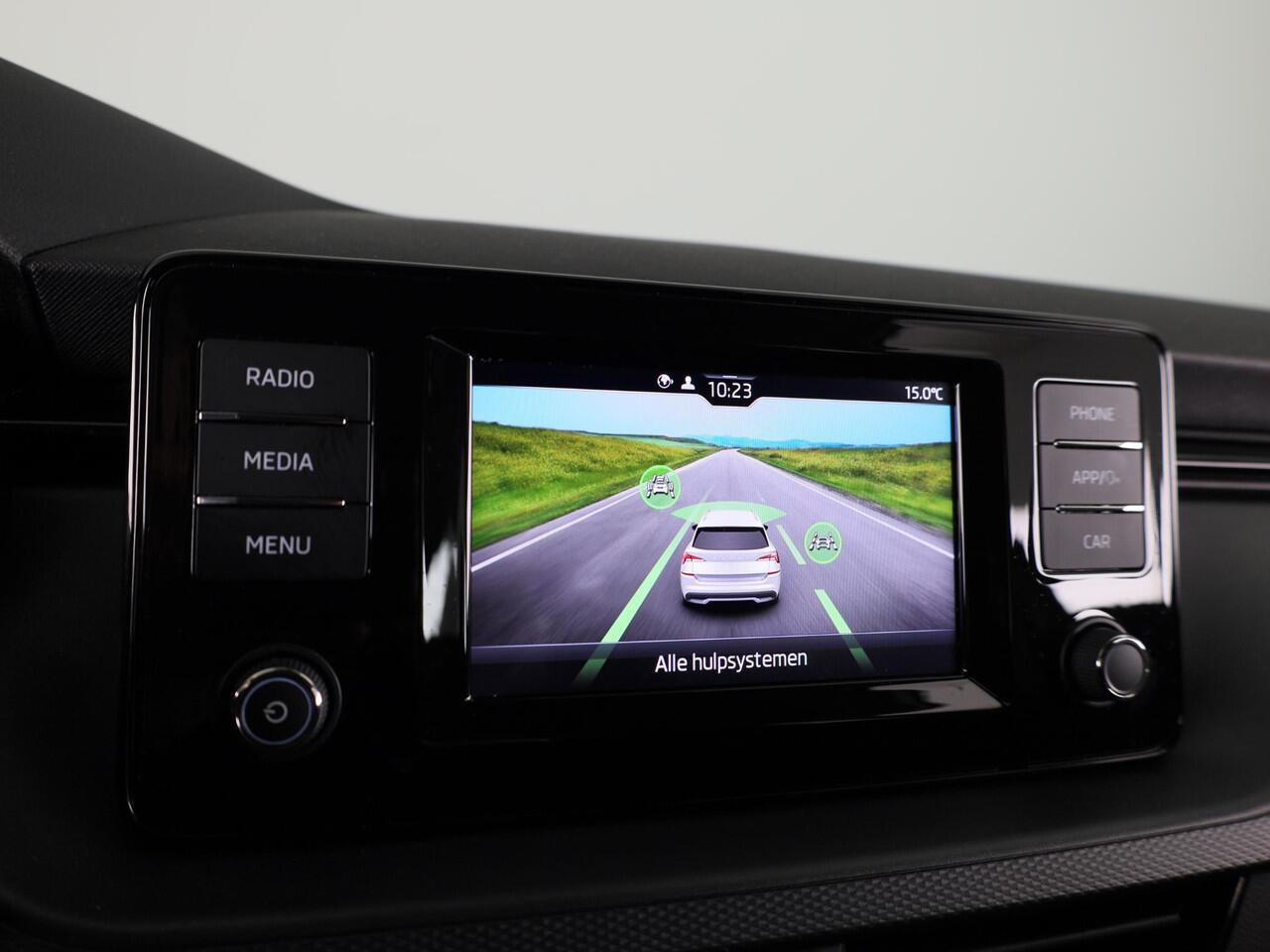 Skoda Kamiq 1.0 TSI Ambition 110 pk | Verlengde garantie | Navigatie via App | Cruise control | LED koplampen |