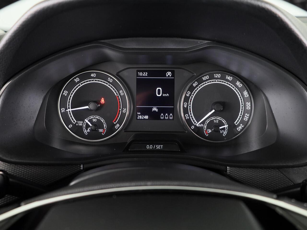 Skoda Kamiq 1.0 TSI Ambition 110 pk | Verlengde garantie | Navigatie via App | Cruise control | LED koplampen |