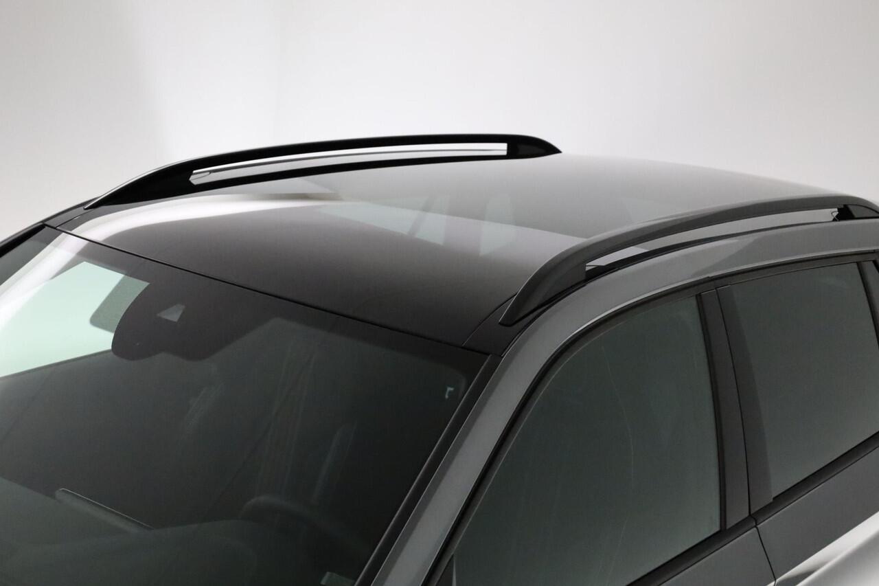 Skoda Kamiq Monte Carlo 1.0 TSI 85 kW / 115 pk | Panoramadak | Camera | Stoelverwarming | 18 inch | Keyless Entry | Elektrische Kofferklep | Draadloos Apple Carplay/Android Auto