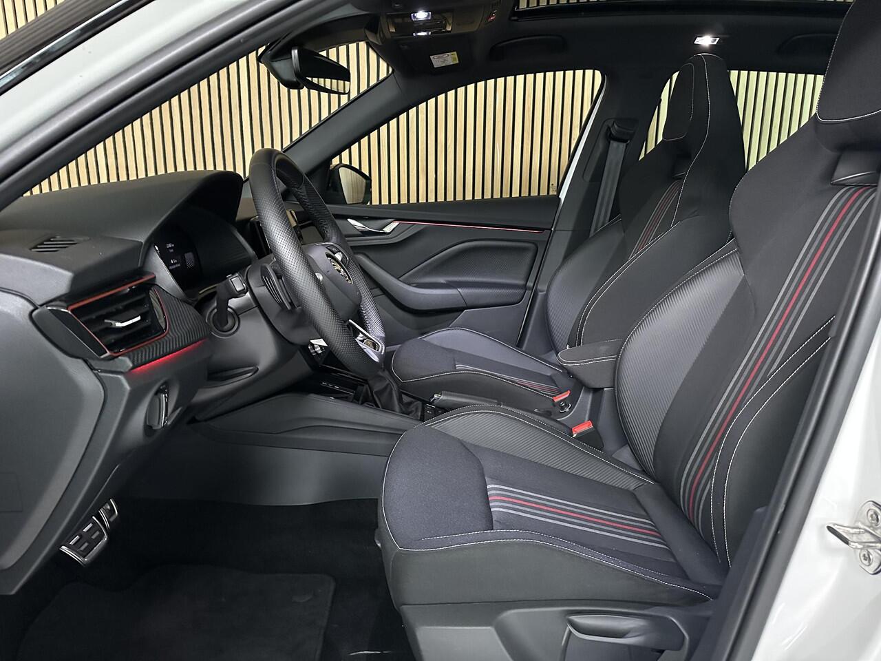 Skoda Kamiq 1.0 TSI Monte Carlo Pano | Carplay | Camera