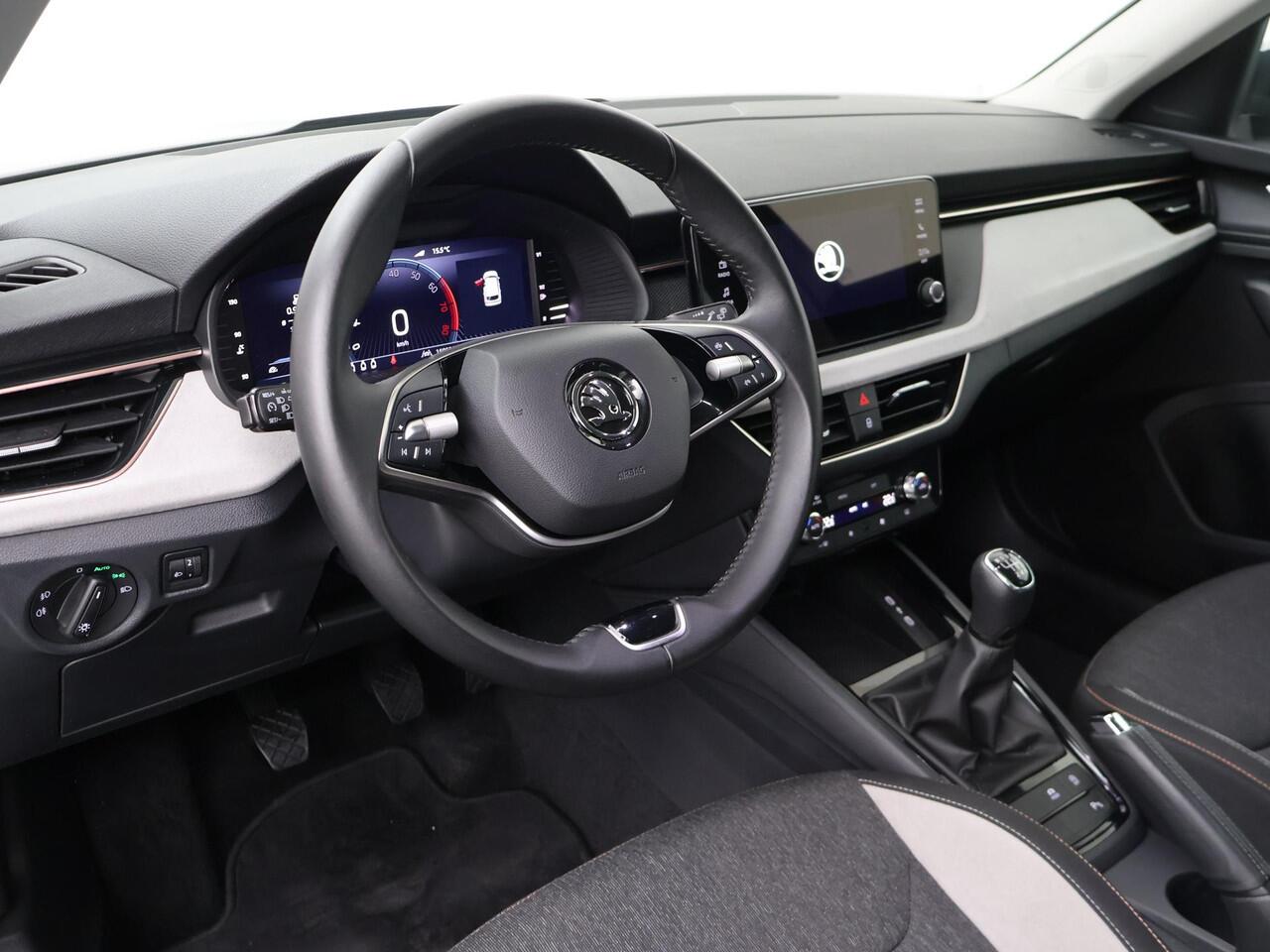 Skoda Kamiq 1.0 TSI Business Edition | 116 PK | Trekhaak wegklapbaar | Climate control | Achteruitrijcamera | LED verlichting |