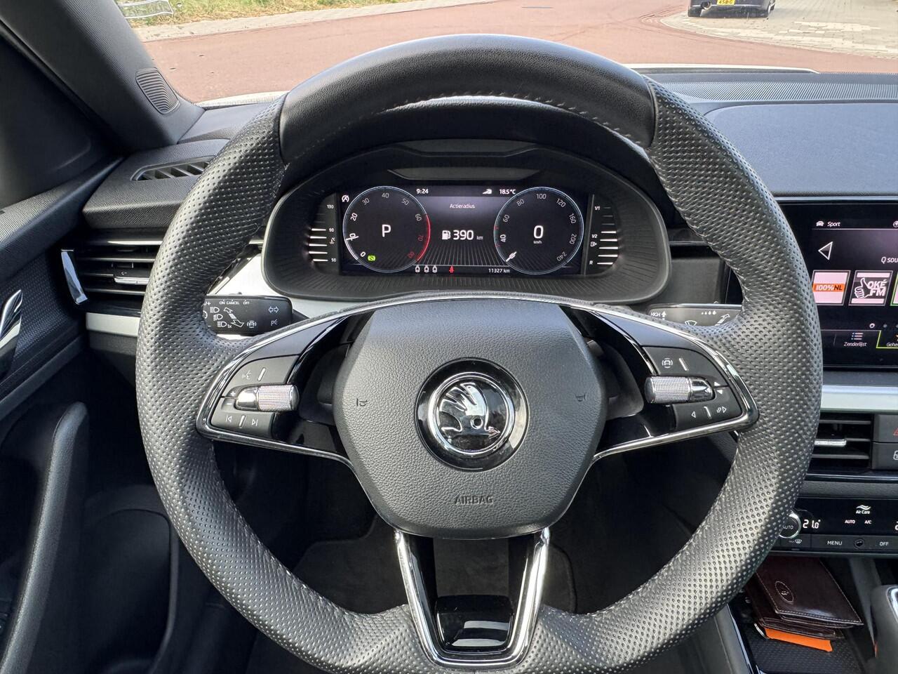 Skoda Kamiq 1.0 TSI Sport Business Automaat | Panodak | 18LM | Camera | Car-Play