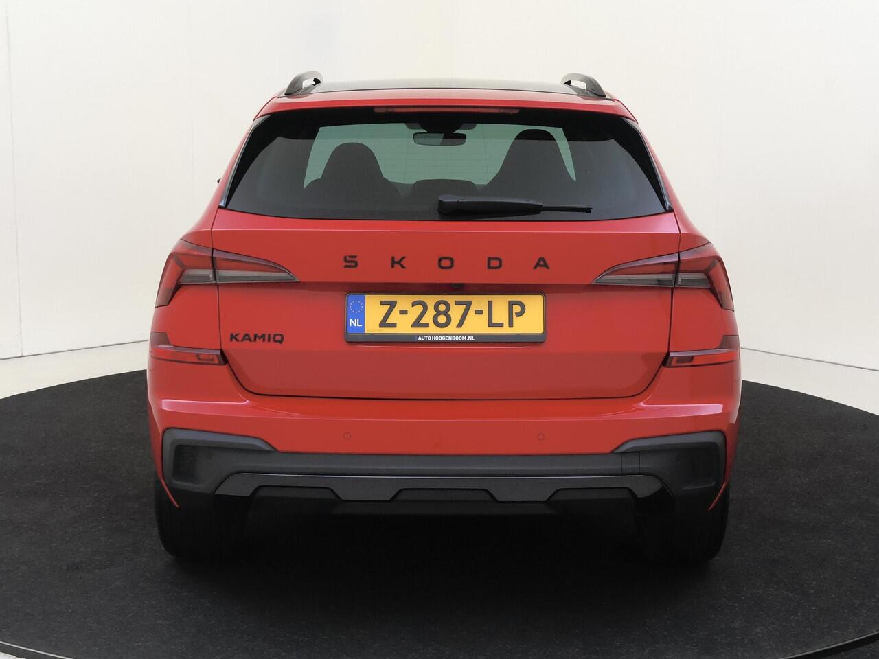 Skoda Kamiq 1.0 TSI Monte Carlo | Panoramadak | Keyless | Adaptieve cruise control | Navigatie | Achteruitrijcamera | Elektrische achterklep | LED matrix verlichting |