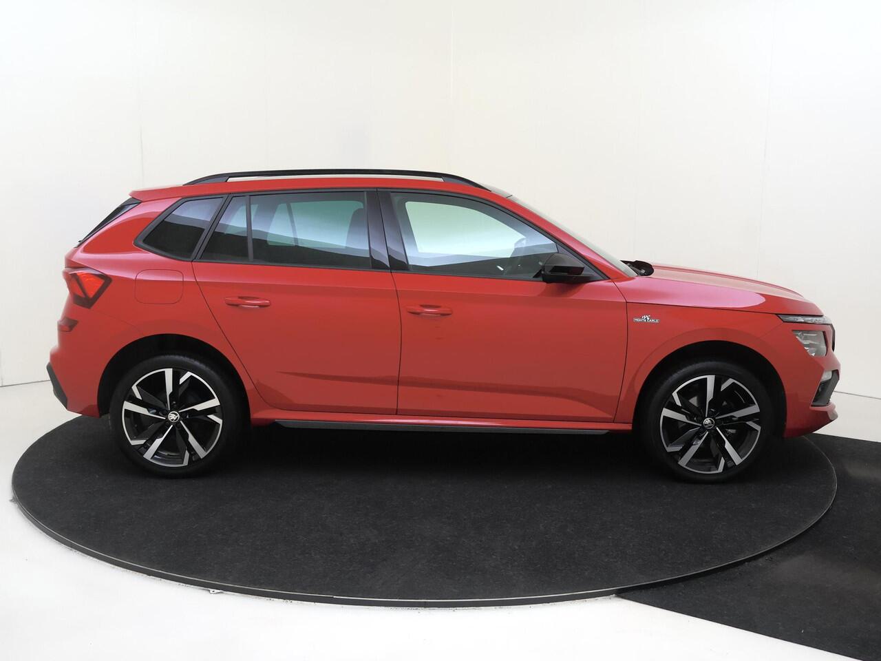 Skoda Kamiq 1.0 TSI Monte Carlo | Panoramadak | Keyless | Adaptieve cruise control | Navigatie | Achteruitrijcamera | Elektrische achterklep | LED matrix verlichting |