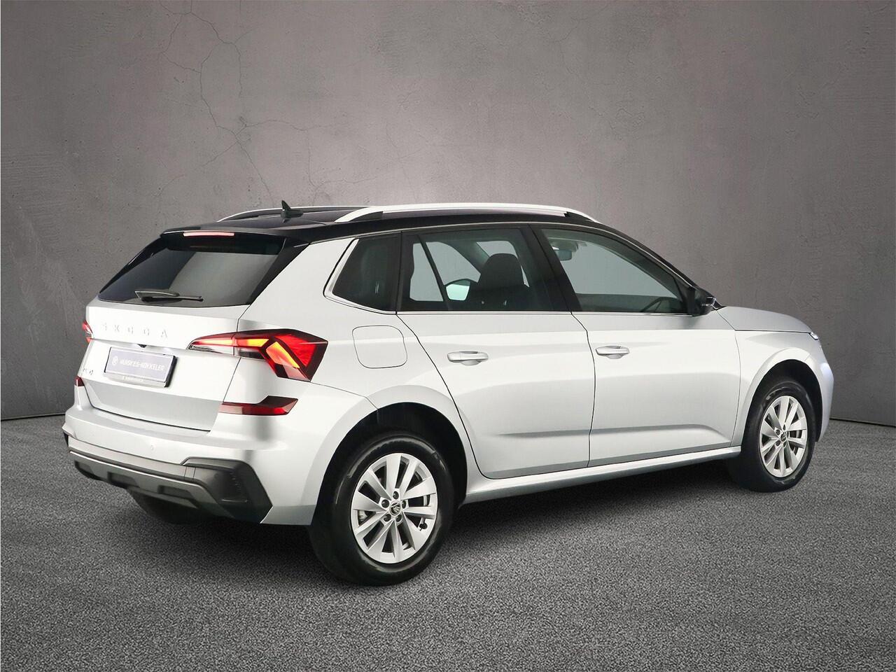 Skoda Kamiq Selection 1.0 TSI 115pk DSG Automaat Adaptive cruise control, Stuurwiel verwarmd, Achteruitrijcamera, App connect, LED koplampen, Parkeersensoren