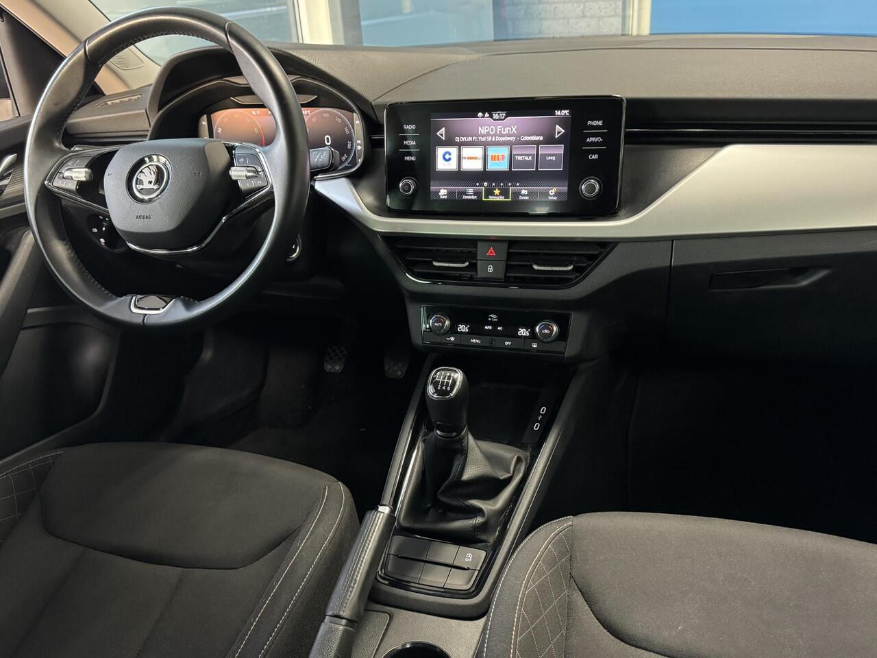 Skoda Kamiq 1.0 TSI Ambition | ¤ 1.000 INRUILPREMIE | Cruise | Clima | Camera | PDC achter | Carplay | LM velgen ( Vestiging - Vianen )