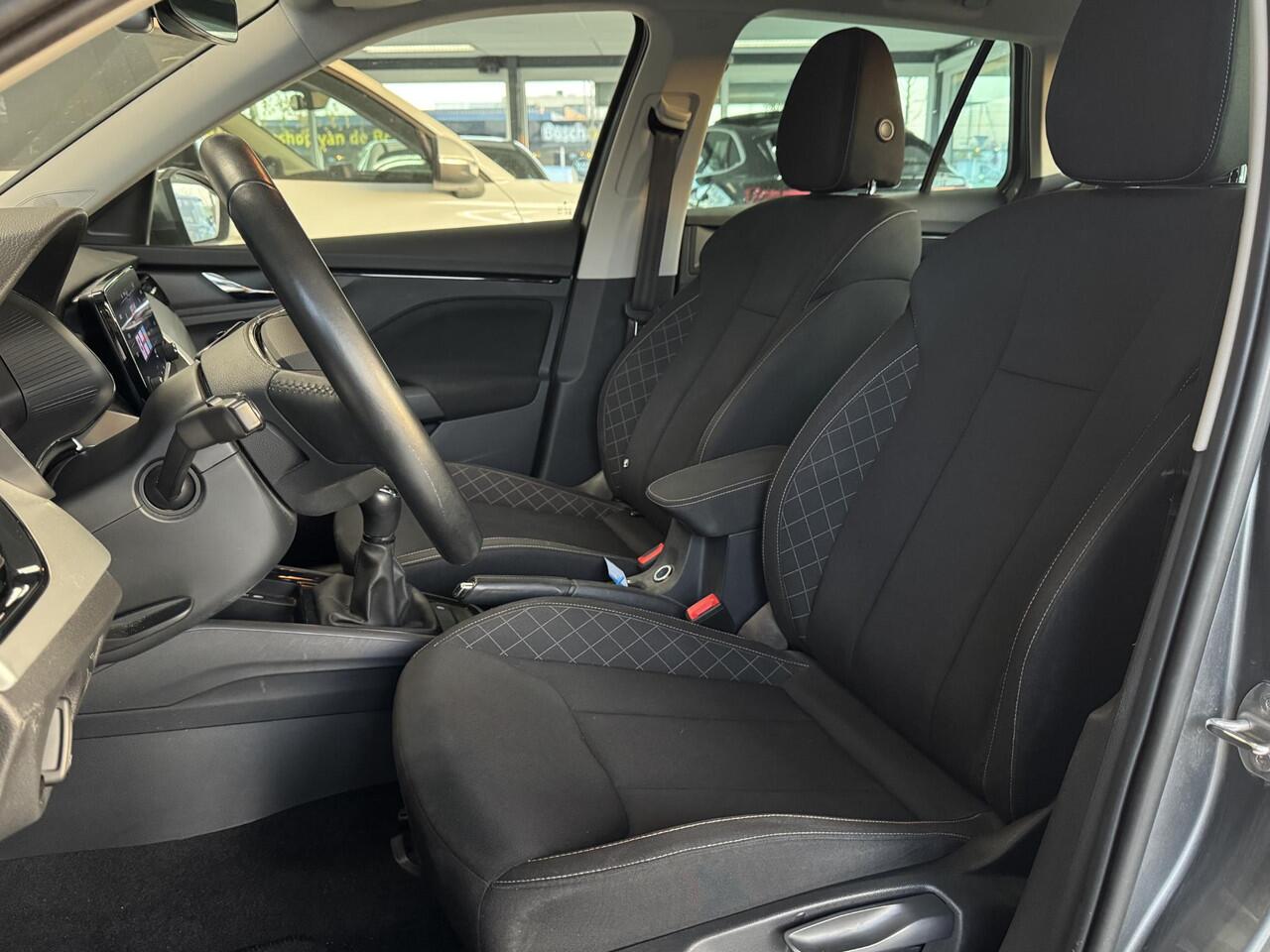 Skoda Kamiq 1.0 TSI Ambition | ¤ 1.000 INRUILPREMIE | Cruise | Clima | Camera | PDC achter | Carplay | LM velgen ( Vestiging - Vianen )