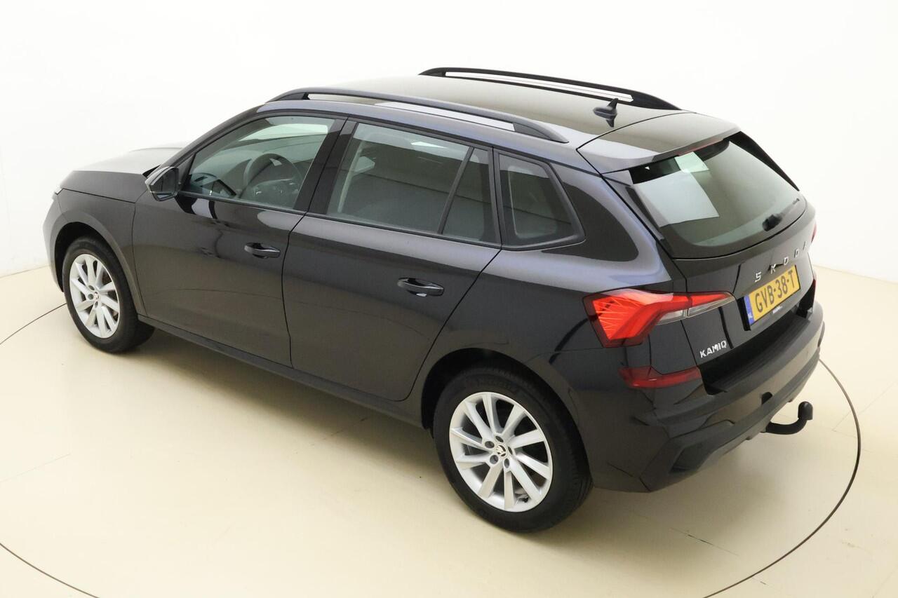 Skoda Kamiq 1.0 TSI Selection | Navigatie via Carplay | Climate control | Trekhaak | Draadloze telefoonlader | Lichtmetalen velgen | Weinig kilometers