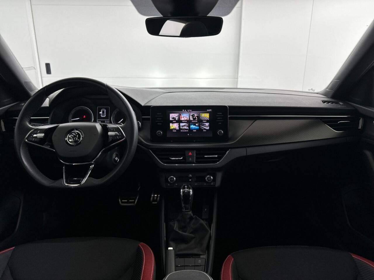 Skoda Kamiq 1.0 TSI Monte Carlo DSG Automaat | Panoramadak | Sportstoelen | Apple Carplay/Android Auto