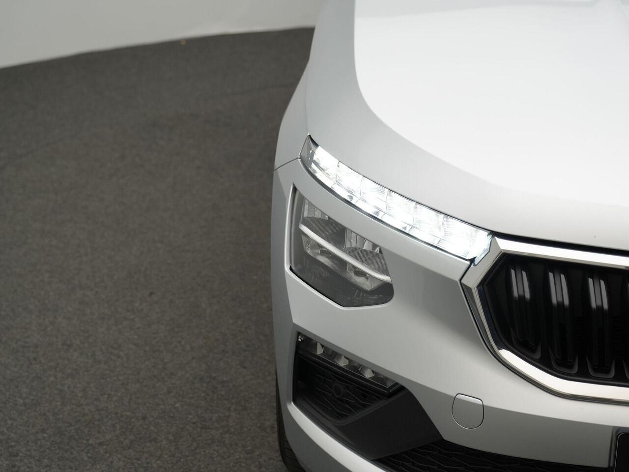 Skoda Kamiq 1.0 TSI 115 pk DSG Selection | Stuur-/stoelverwarming | Achteruitrijcamera | Carplay | Virtual Cockpit