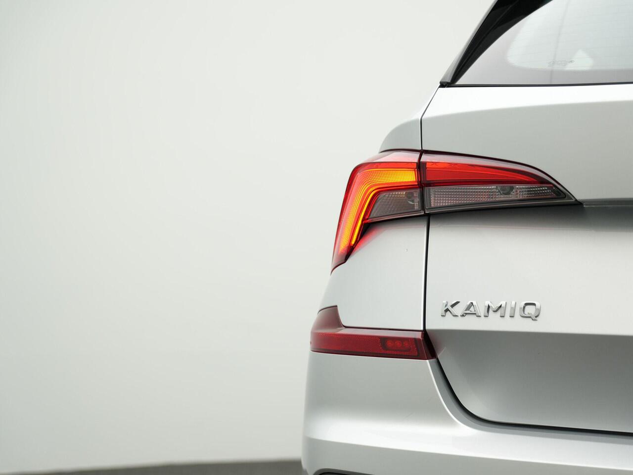 Skoda Kamiq 1.0 TSI 115 pk DSG Selection | Stuur-/stoelverwarming | Achteruitrijcamera | Carplay | Virtual Cockpit