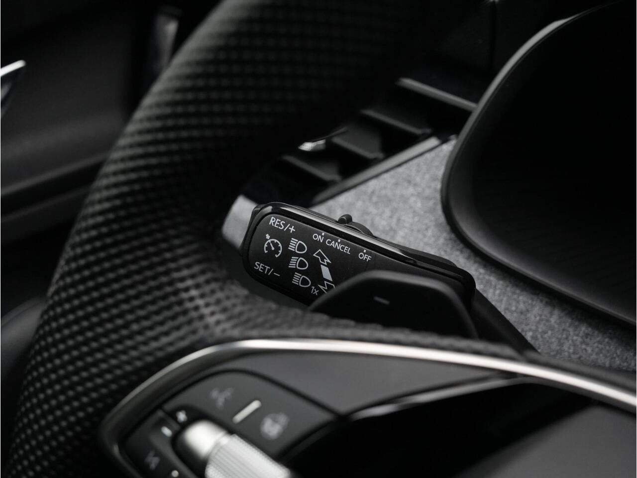 Skoda Kamiq 1.0 TSI 115 pk DSG Selection | Stuur-/stoelverwarming | Achteruitrijcamera | Carplay | Virtual Cockpit