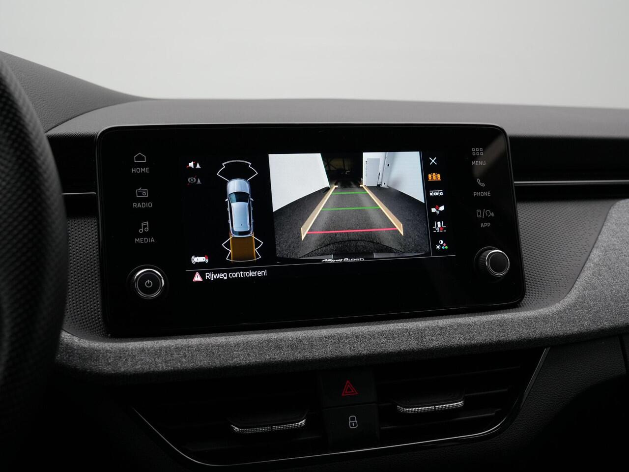 Skoda Kamiq 1.0 TSI 115 pk DSG Selection | Stuur-/stoelverwarming | Achteruitrijcamera | Carplay | Virtual Cockpit