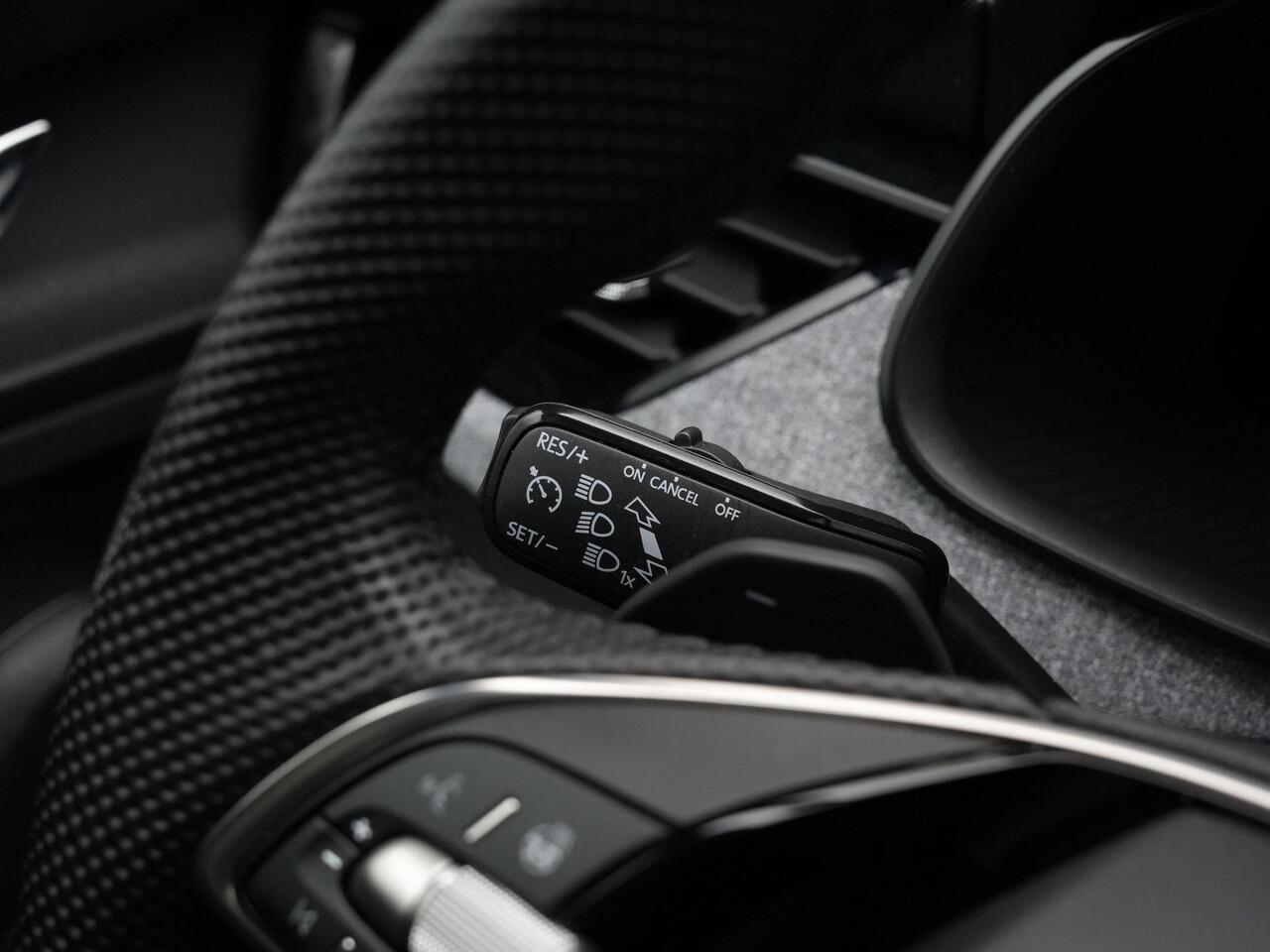 Skoda Kamiq 1.0 TSI 115 pk DSG Selection | Stuur-/stoelverwarming | Achteruitrijcamera | Carplay | Virtual Cockpit