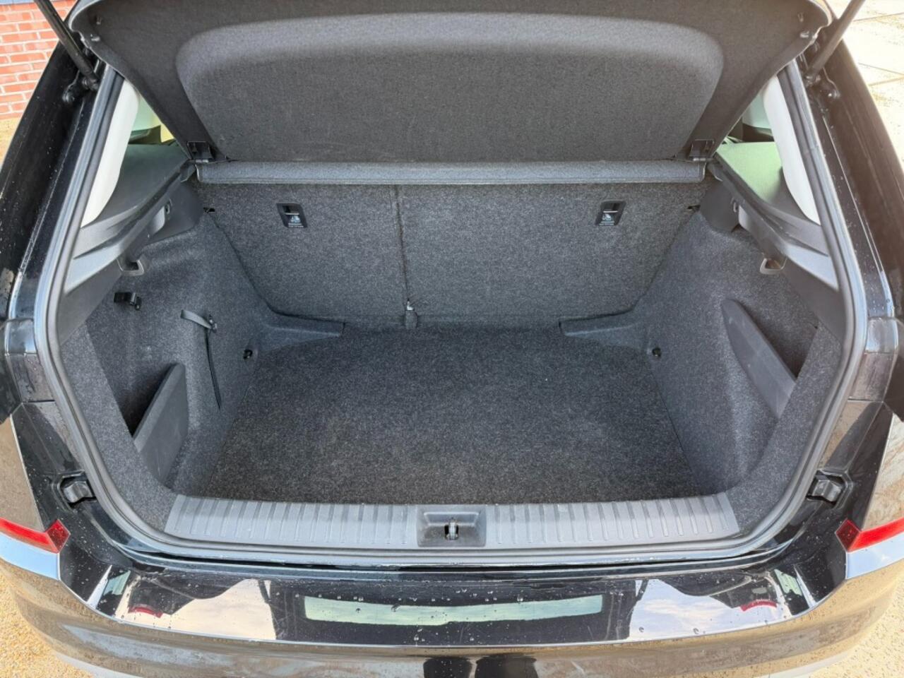 Skoda Kamiq 1.0 TSI 110pk Camera / CarPlay