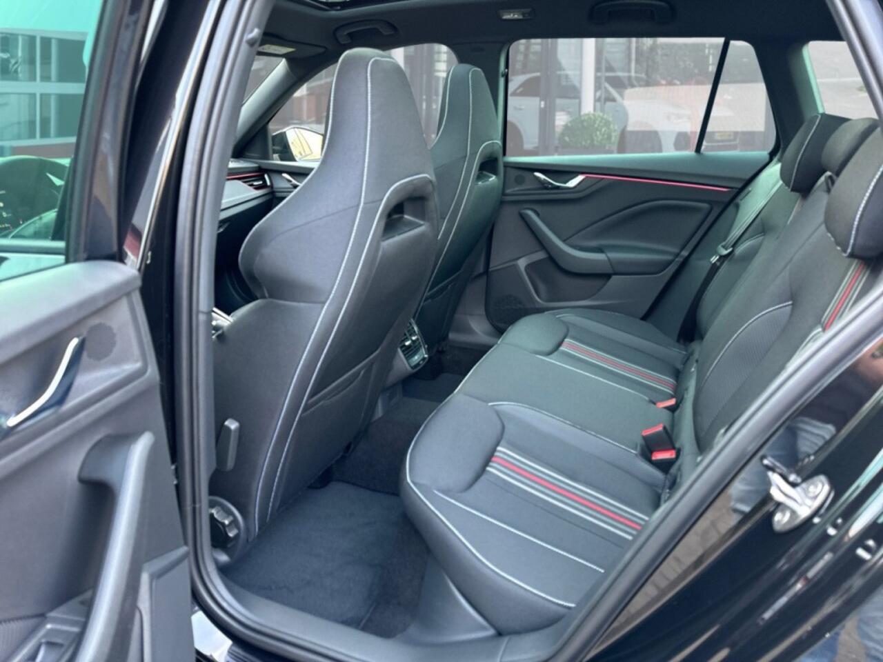 Skoda Kamiq 1.0 TSI DSG MONTE CARLO AFN.TREKHAK/GLAS-DAK/CAMERA/CARPLAY/CRUI