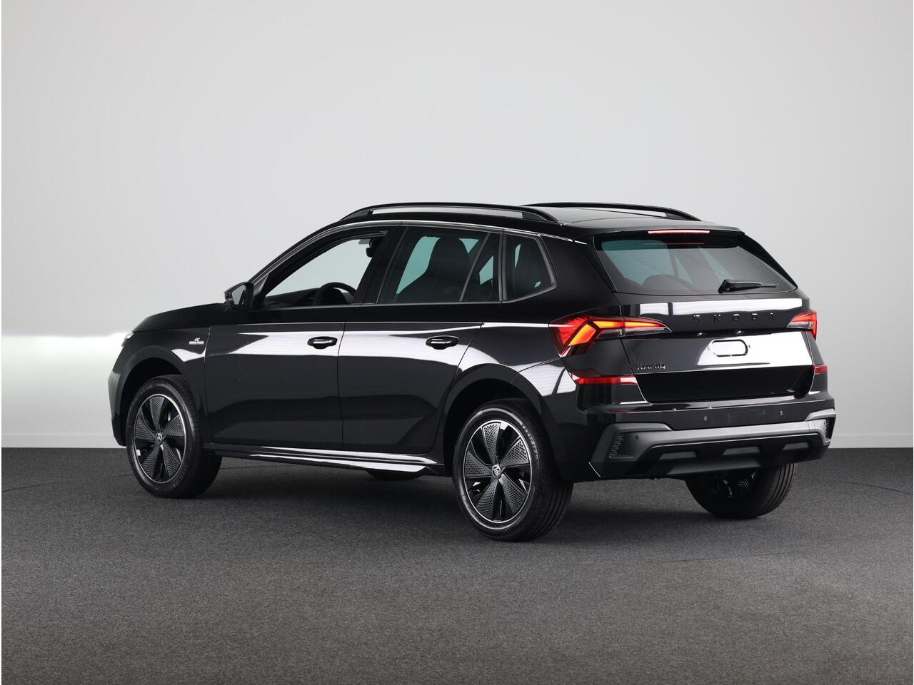 Skoda Kamiq 1.0 TSI Monte Carlo 115pk | Panoramadak | Stoelverwarming | Apple Carplay/ Android auto | 17 inch Lichtmetalen velgen