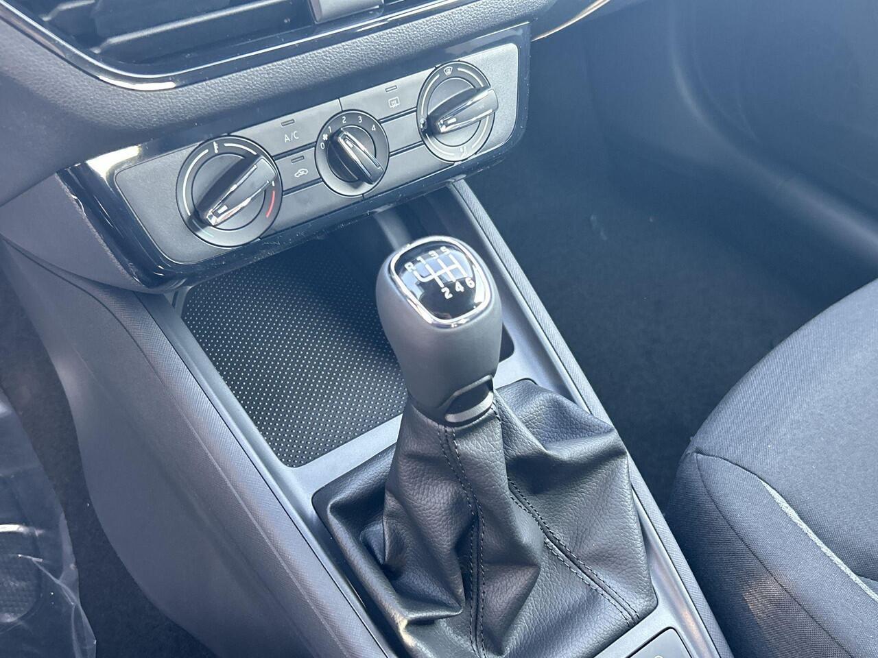 Skoda Kamiq Essence 1.0 TSI 85 kW / 115 PK SUV 6 versn. Hand | Privatelease 329,- PER MAAND!! | 4000,- Euro inruilpremie!!